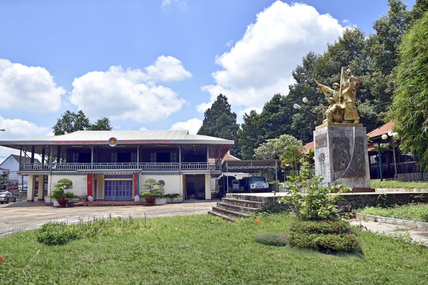 Nhà Giao Tế Lộc Ninh